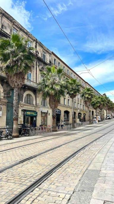 Le Sepulcre - Quartier Historique - 600m De La Place De La Comedie - Climatisation *